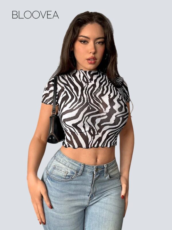 Stylish Zebra Pattern Perspective T-Shirt